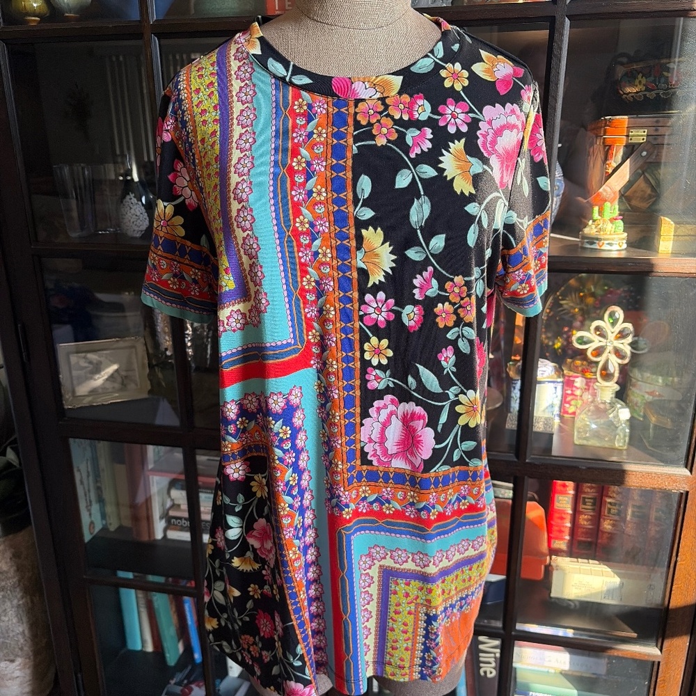 Johnny Was, Bamboo weave knit blouse, size medium